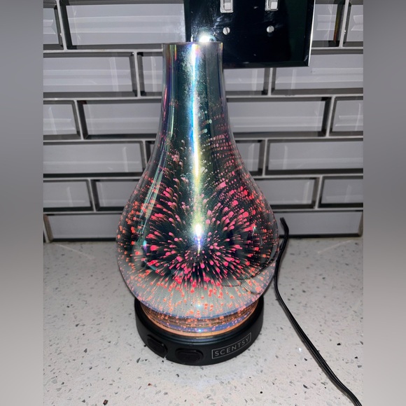 Scentsy Other - Scentsy Multicolor Starburst Diffuser
